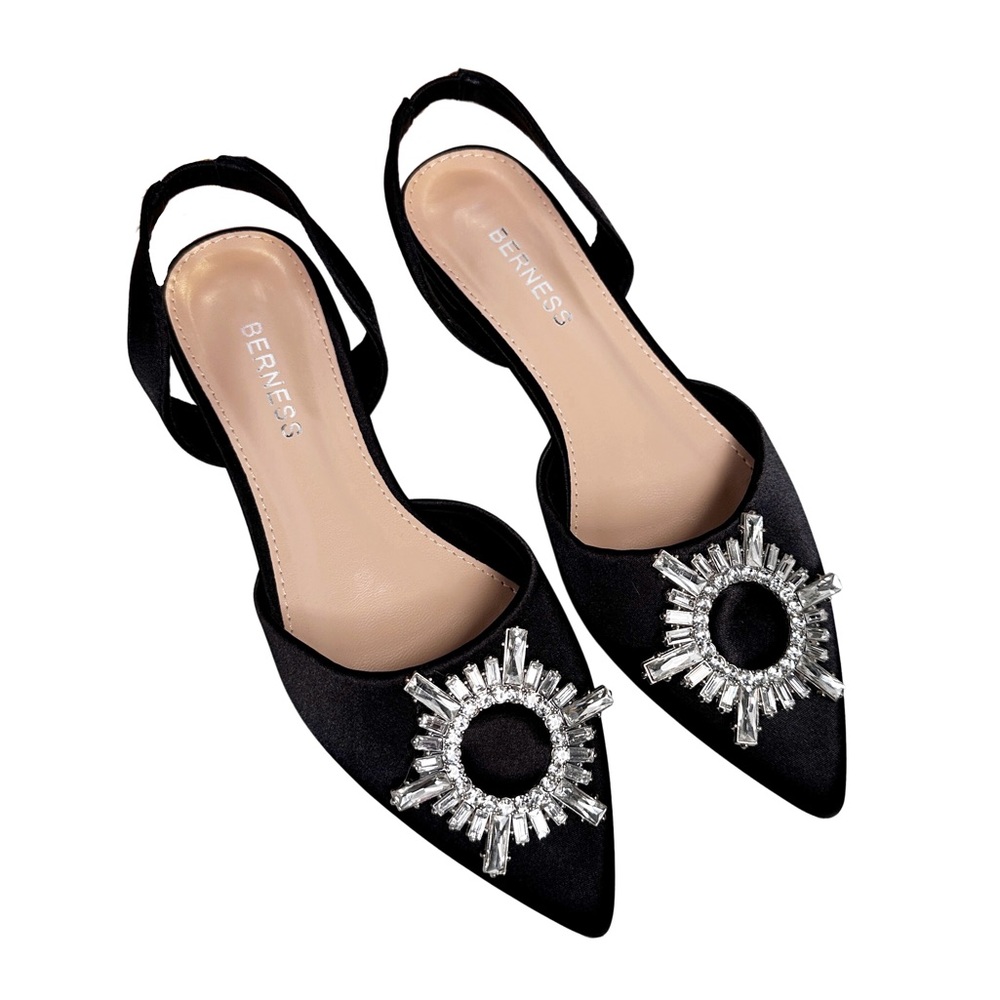 NIB Luxury Crystal Embellished Slingback Flats